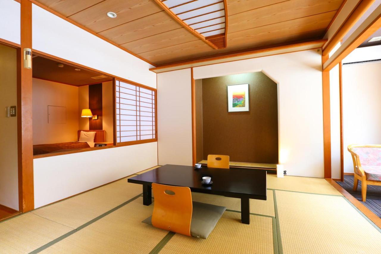 Hotel Ooedo Onsen Monogatari Ikaho Shibukawa Zewnętrze zdjęcie